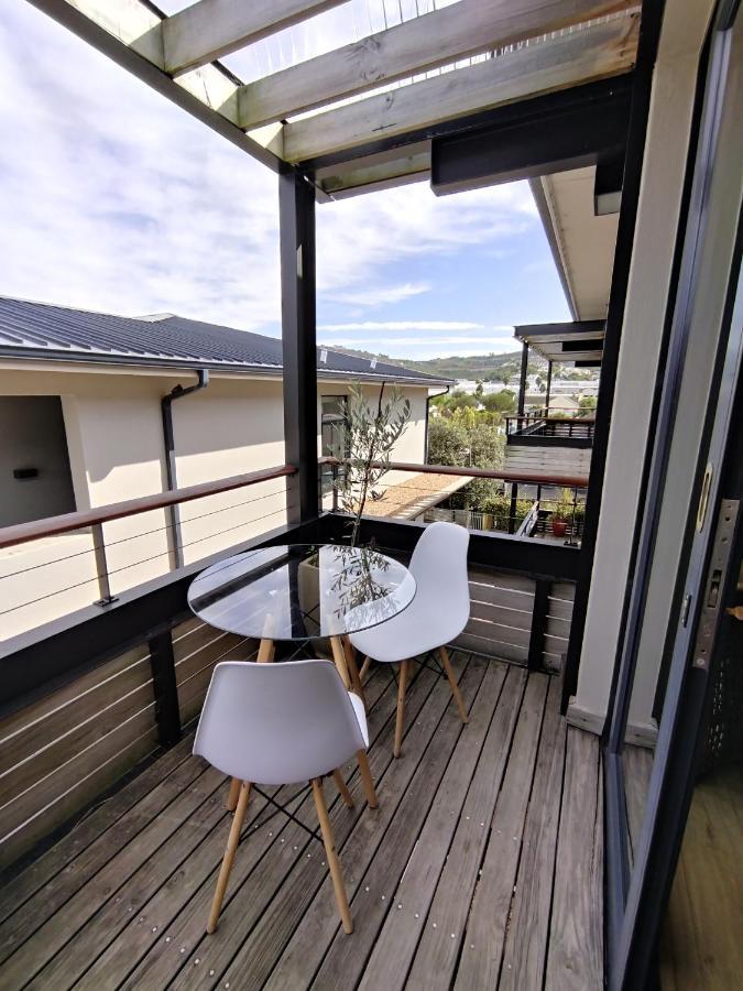 210 Gallery Luxury Studio Apartment 나이스나 외부 사진